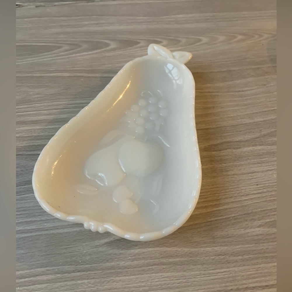 HAZEL ATLAS White Milk Glass Dish Pear Shape Embossed Fruit & Dogwood Design VTG